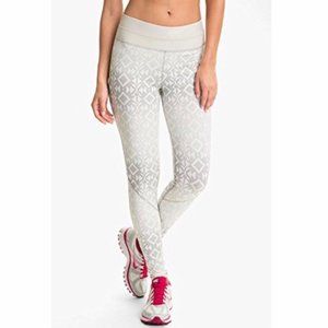 Nike Pro Hyperwarm Print Women's Training Tights Size: XS